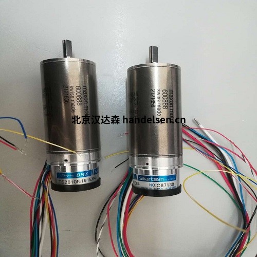 maxon直流電機(jī)DC-max系列 maxon motor電動(dòng)汽車，汽車工業(yè)和機(jī)器人技術(shù)的驅(qū)動(dòng)系統(tǒng)，maxon motor電動(dòng)驅(qū)動(dòng)系統(tǒng)對(duì)我們的日常生活和出行產(chǎn)生重大影響。30年前，無法想象自動(dòng)送貨機(jī)器人會(huì)將披薩或包裹帶到我們的前門。越來越多的人正在使用電動(dòng)自行車或電動(dòng)踏板車進(jìn)行通勤和娛樂。無論是在路上，在賽道上，在物流中心內(nèi)還是在水下，maxon機(jī)電一體化系統(tǒng)都能使您安全可靠地行駛。  maxon直流電機(jī)DC-max系列系列： maxon DC-max 電機(jī)以最小的體積實(shí)現(xiàn)最大的性能和無與倫比的性價(jià)比。 maxon有刷直流電機(jī)DC-max系列DC-max 16：轉(zhuǎn)速：4840 轉(zhuǎn)/分，電流：14.8 毫安。 maxon有刷直流電機(jī)DC-max系列DC-max 22 ：轉(zhuǎn)速：4280 轉(zhuǎn)/分，電流：18.9 毫安。 maxon有刷直流電機(jī)DC-max系列DC-max 26：轉(zhuǎn)速：3790 轉(zhuǎn)/分，電流：22.2 毫安。  maxon直流電機(jī)DC-max系列電壓值： 標(biāo)稱電壓：6 V 空載速度：7890 轉(zhuǎn)/分 空載電流：14.8 毫安 額定轉(zhuǎn)速：4840 轉(zhuǎn)/分 額定扭矩（最大連續(xù)扭矩）：4.04 毫牛米 額定電流（最大連續(xù)電流）：0.575 安培 失速扭矩：10.5 毫牛米 失速電流：1.46 安培 最高效率：81 %  maxon直流電機(jī)DC-max系列特性 端子電阻：4.1 ? 端子電感<em></em>	0.14 毫高 扭矩常數(shù)<em></em>	7.19 毫牛米/安 速度恒定<em></em>	1330 轉(zhuǎn)/轉(zhuǎn)/V 速度/扭矩梯度<em></em>	758 轉(zhuǎn)/分 機(jī)械時(shí)間常數(shù)<em></em>	8.87 毫秒 轉(zhuǎn)子慣量<em></em>	1.12 克²  maxon直流電機(jī)DC-max系列熱數(shù)據(jù) 耐熱電阻外殼-環(huán)境<em></em>	29.8 千瓦 熱阻繞組外殼<em></em>	5.5 千米/瓦 熱時(shí)間常數(shù)繞組<em></em>	5.47 秒 熱時(shí)間常數(shù)電機(jī)<em></em>	288 秒 環(huán)境溫度<em></em>	-30°C以上 最高繞組溫度<em></em>	+85 °C  maxon直流電機(jī)DC-max系列型號(hào) maxon-DC-max 16 maxon-DC-max 22  maxon-DC-max 26   maxon直流電機(jī)DC-max系列