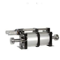 Maximator 氣動(dòng)高壓泵，壓力高達(dá) 7.000 bar，可用于工程和工業(yè)領(lǐng)域