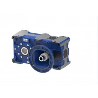 TRAMEC 錐齒輪箱 R 系列減速機(jī)通過彼此正交的軸傳遞動力的旋轉(zhuǎn)運動
